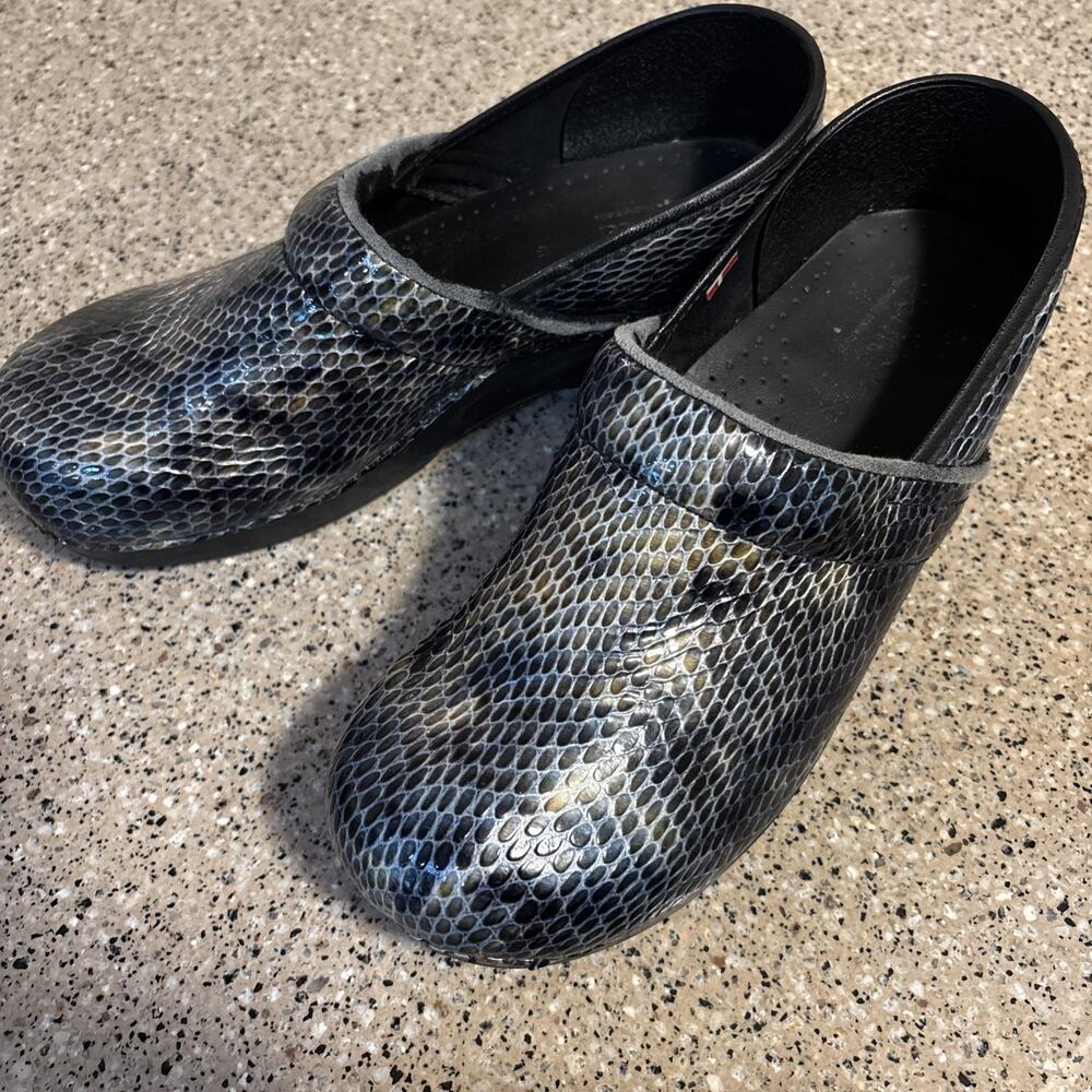 Sanita Women's EU 41 US 10 Danish Professional Clogs Brown/black Snakeskin Patte